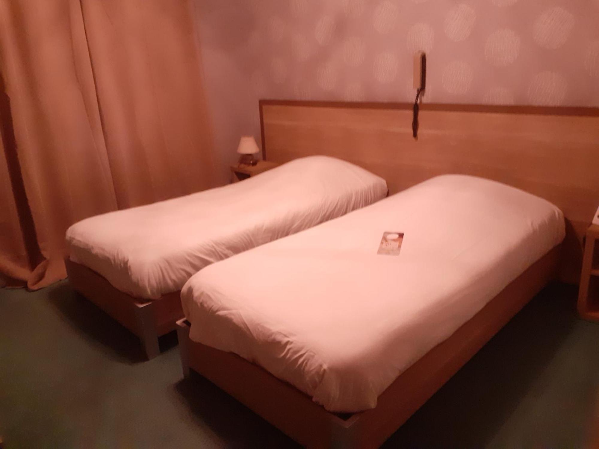 לאנז'ה Hotel Auberge De La Bonde Logis מראה חיצוני תמונה